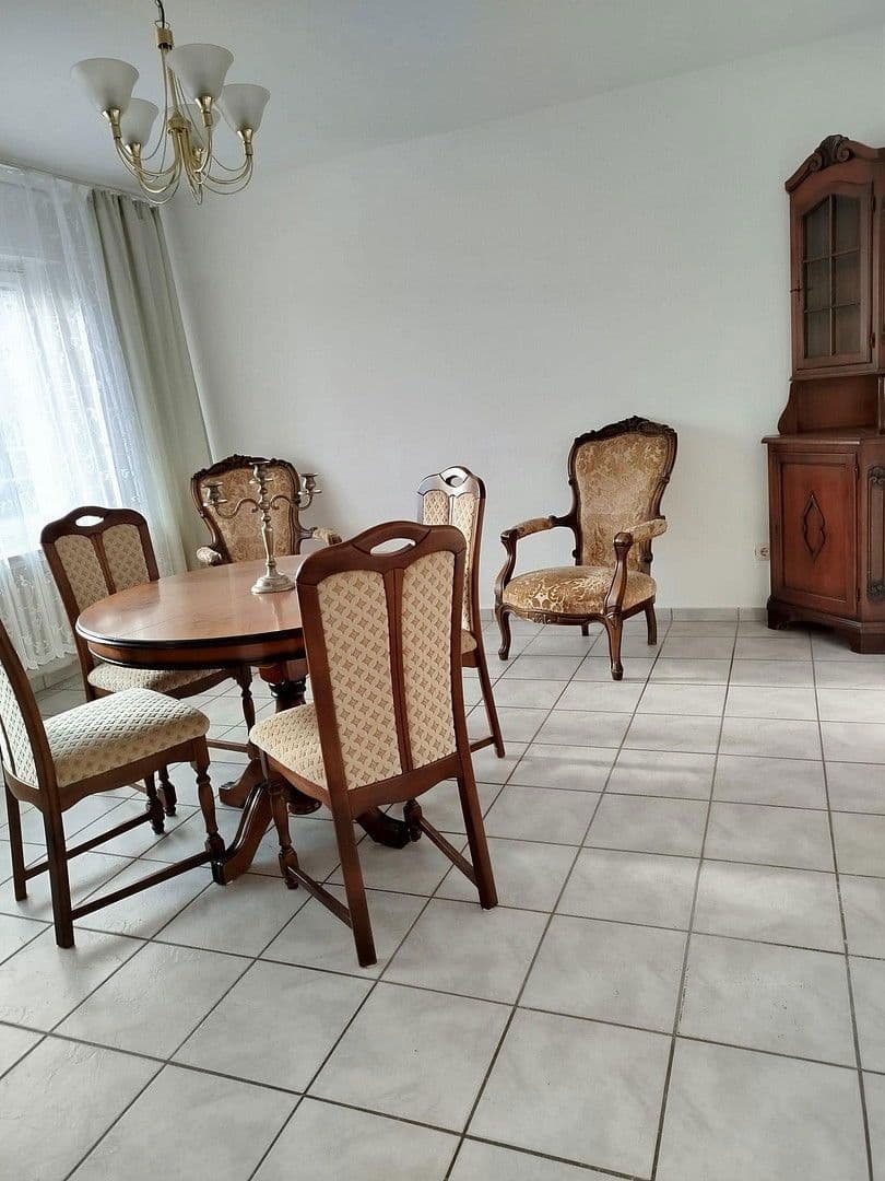 Prodej domu 198 m², pozemek 919 m², Beckum, Severní Porýní-Vestfálsko Prodej domu 198 m², pozemek 919 m², Beckum, Severní Porýní-Vestfálsko