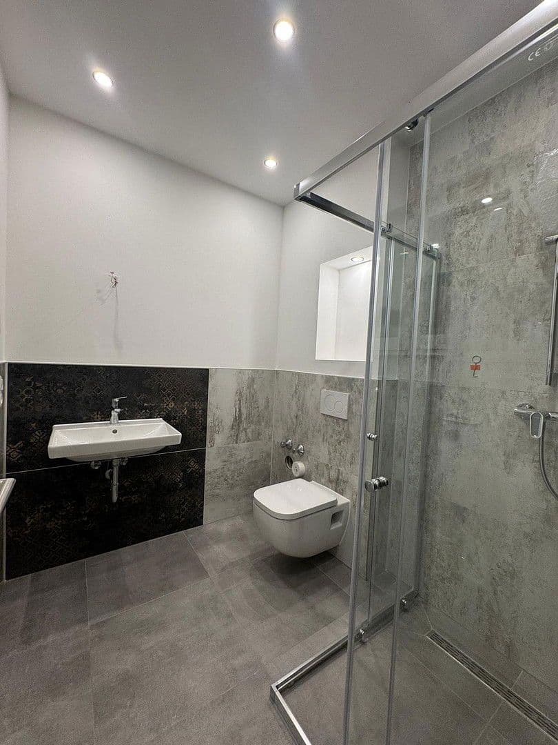 Pronájem bytu 2+1 69 m², Offenbach, Hessen Pronájem bytu 2+1 69 m², Offenbach, Hessen