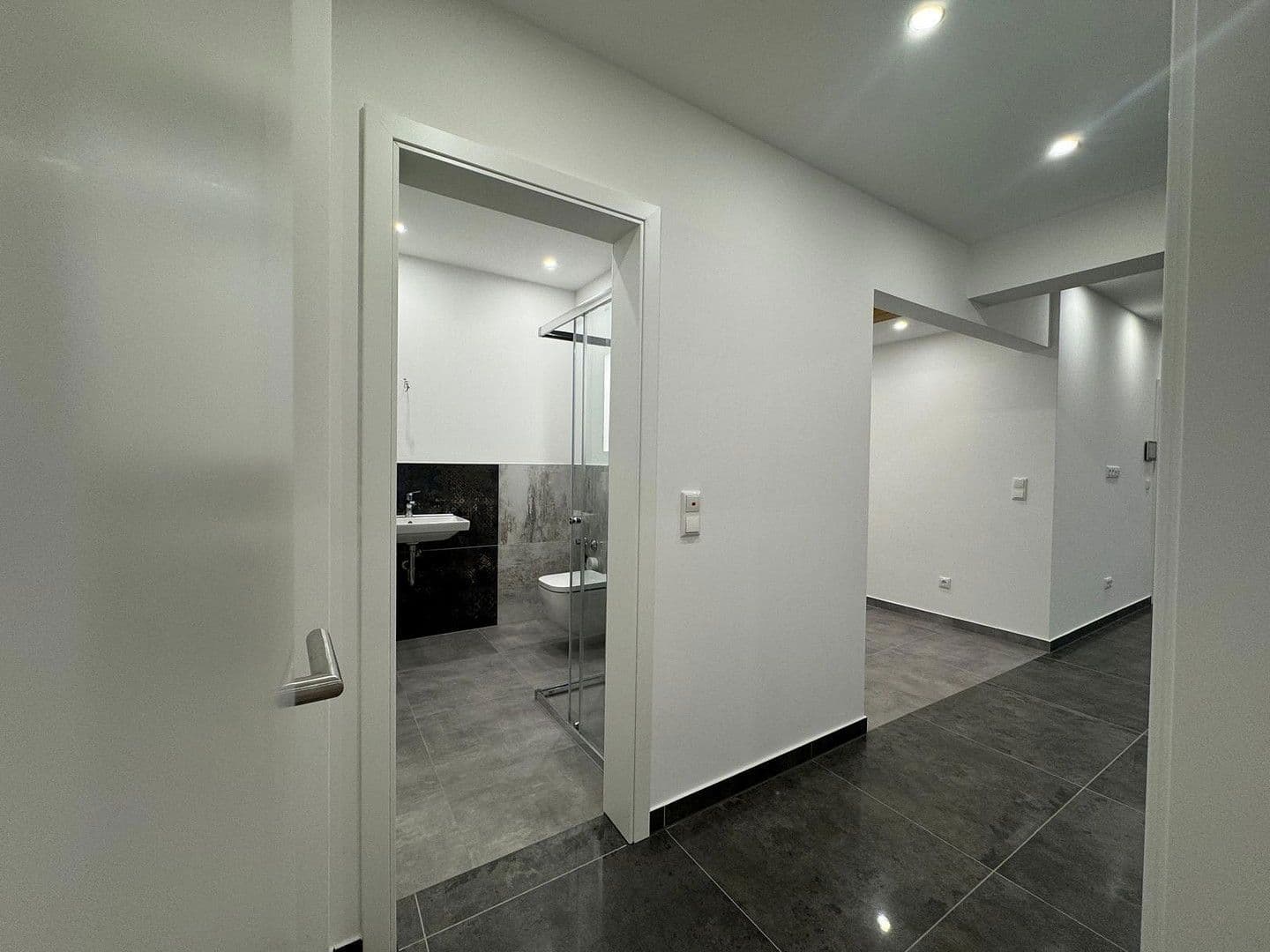 Pronájem bytu 2+1 69 m², Offenbach, Hessen Pronájem bytu 2+1 69 m², Offenbach, Hessen