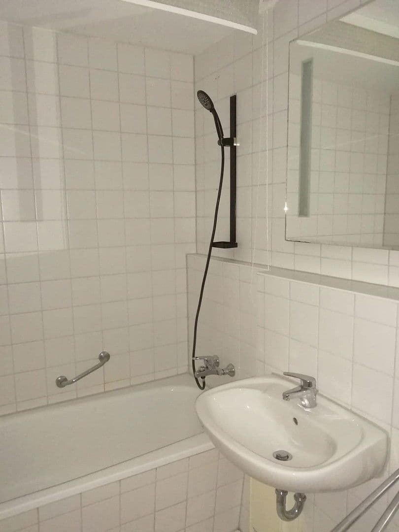 Pronájem bytu 2+1 56 m², Am Bahnhof 71, Frankenberg/Sachsen, Sasko Pronájem bytu 2+1 56 m², Am Bahnhof 71, Frankenberg/Sachsen, Sasko