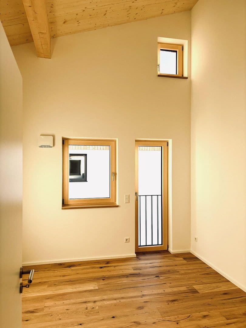 Pronájem domu 133 m², pozemek 250 m², Raubling, Bavorsko Pronájem domu 133 m², pozemek 250 m², Raubling, Bavorsko