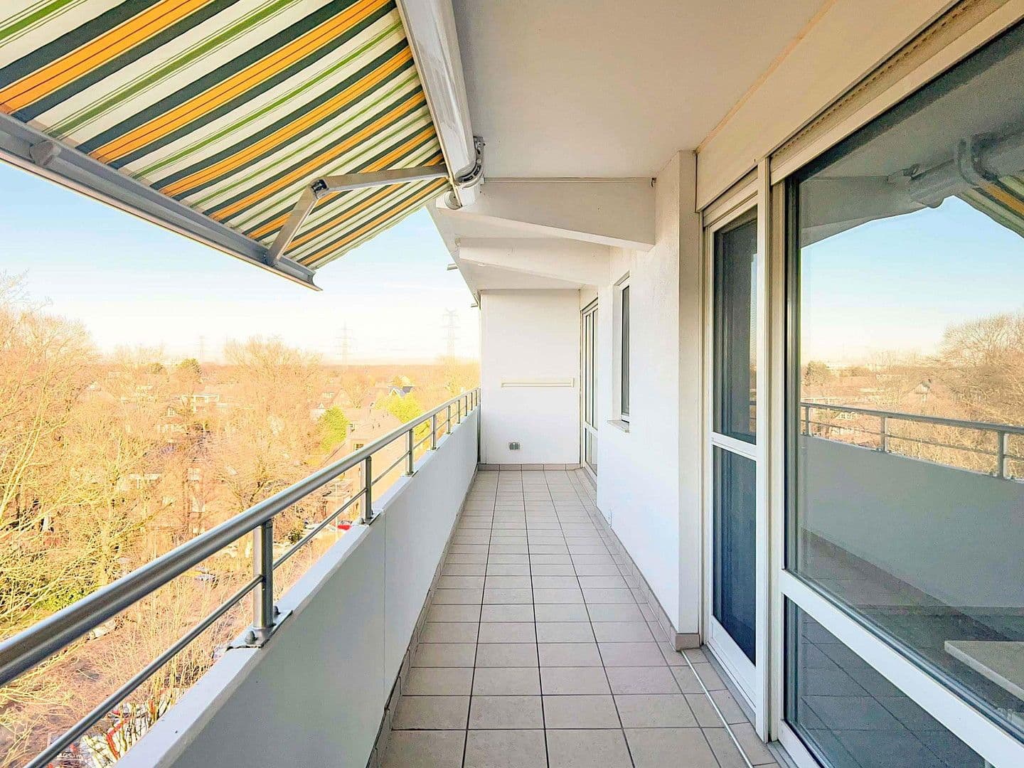 Pronájem bytu 3+1 91 m², Tilsiterweg 3, Kaarst, Severní Porýní-Vestfálsko Pronájem bytu 3+1 91 m², Tilsiterweg 3, Kaarst, Severní Porýní-Vestfálsko