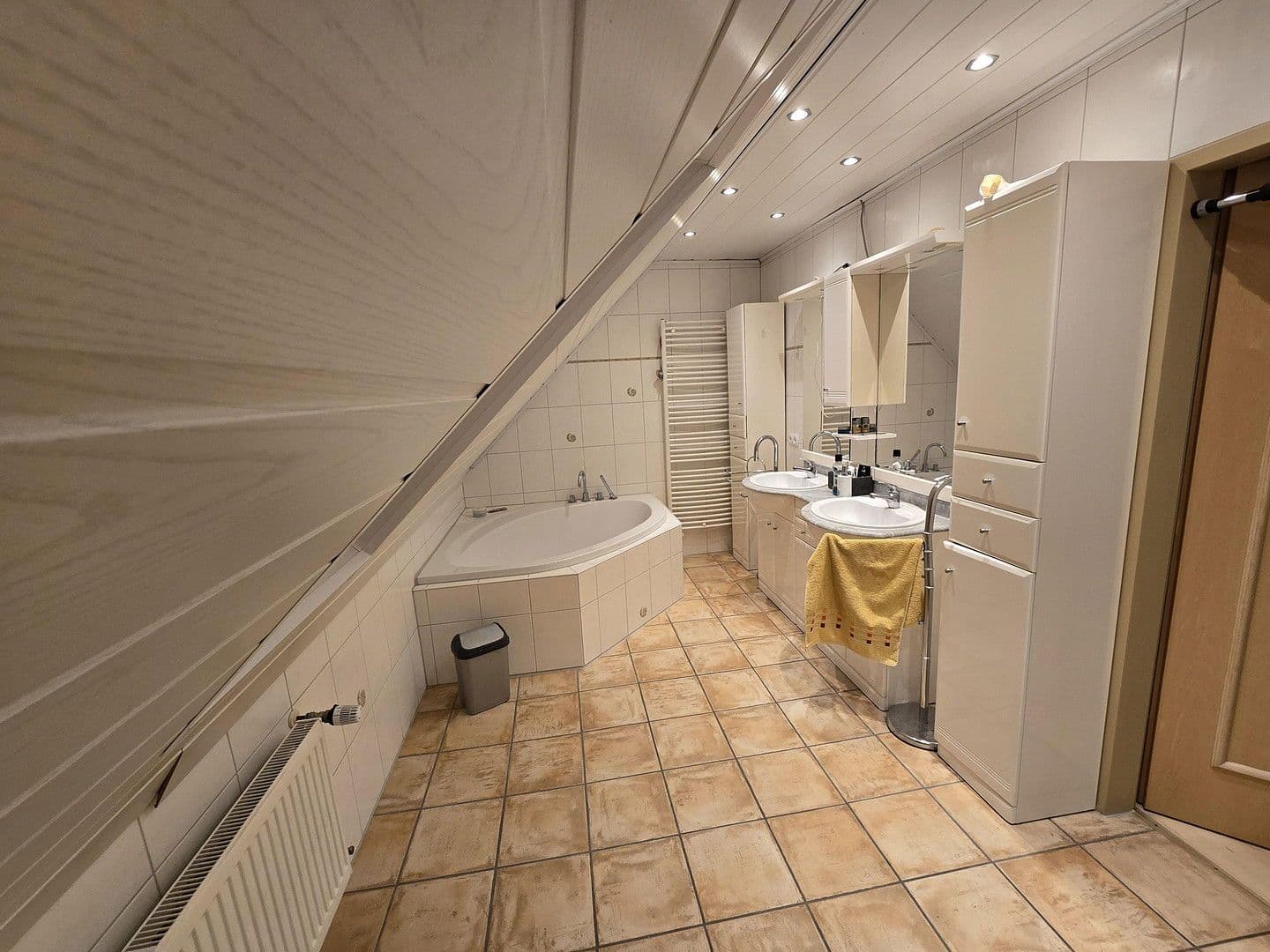 Pronájem bytu 5+1 180 m², Zum Silverberg 26, Haltern am See, Severní Porýní-Vestfálsko Pronájem bytu 5+1 180 m², Zum Silverberg 26, Haltern am See, Severní Porýní-Vestfálsko