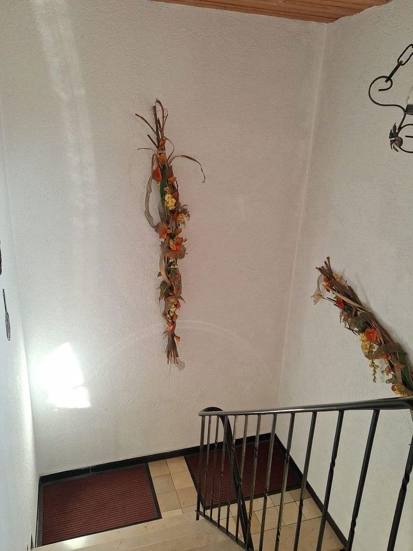 Prodej domu 250 m², pozemek 2.300 m², Emmerting, Bavorsko Prodej domu 250 m², pozemek 2.300 m², Emmerting, Bavorsko