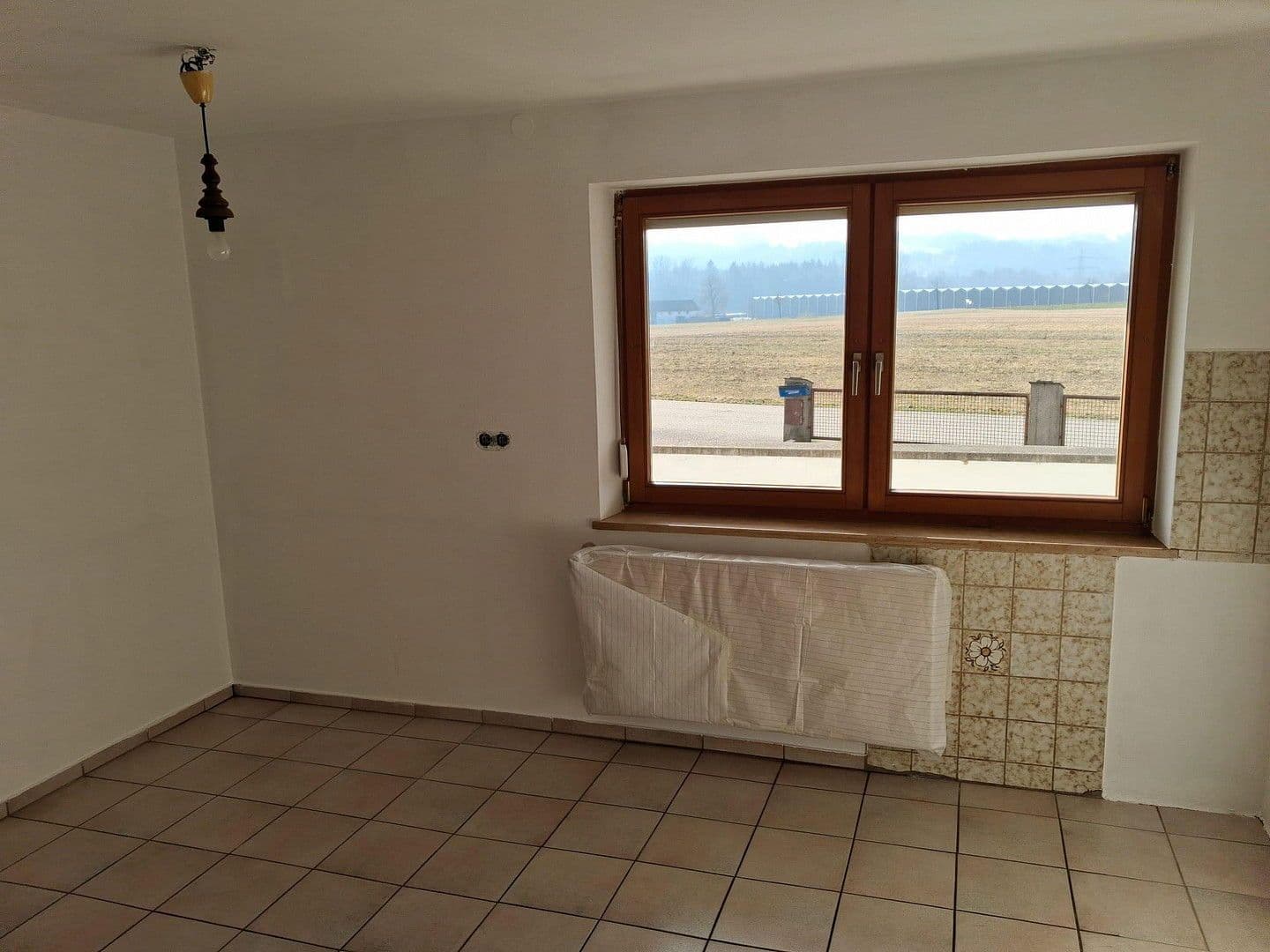 Prodej domu 250 m², pozemek 2.300 m², Emmerting, Bavorsko Prodej domu 250 m², pozemek 2.300 m², Emmerting, Bavorsko
