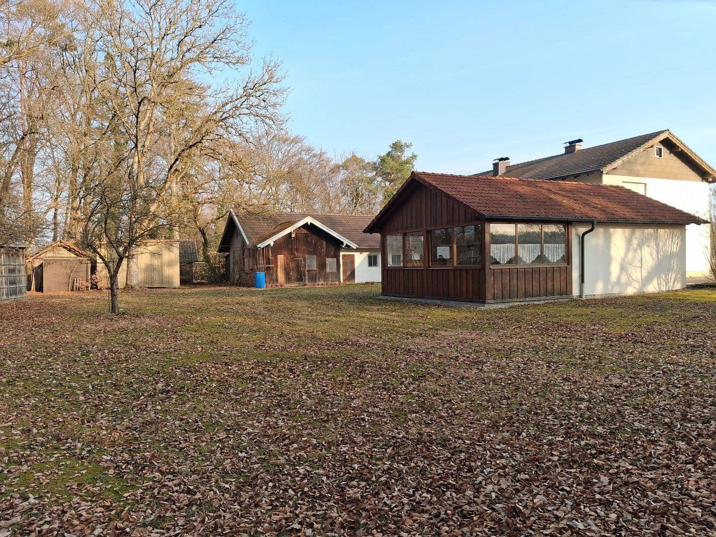 Prodej domu 250 m², pozemek 2.300 m², Emmerting, Bavorsko Prodej domu 250 m², pozemek 2.300 m², Emmerting, Bavorsko