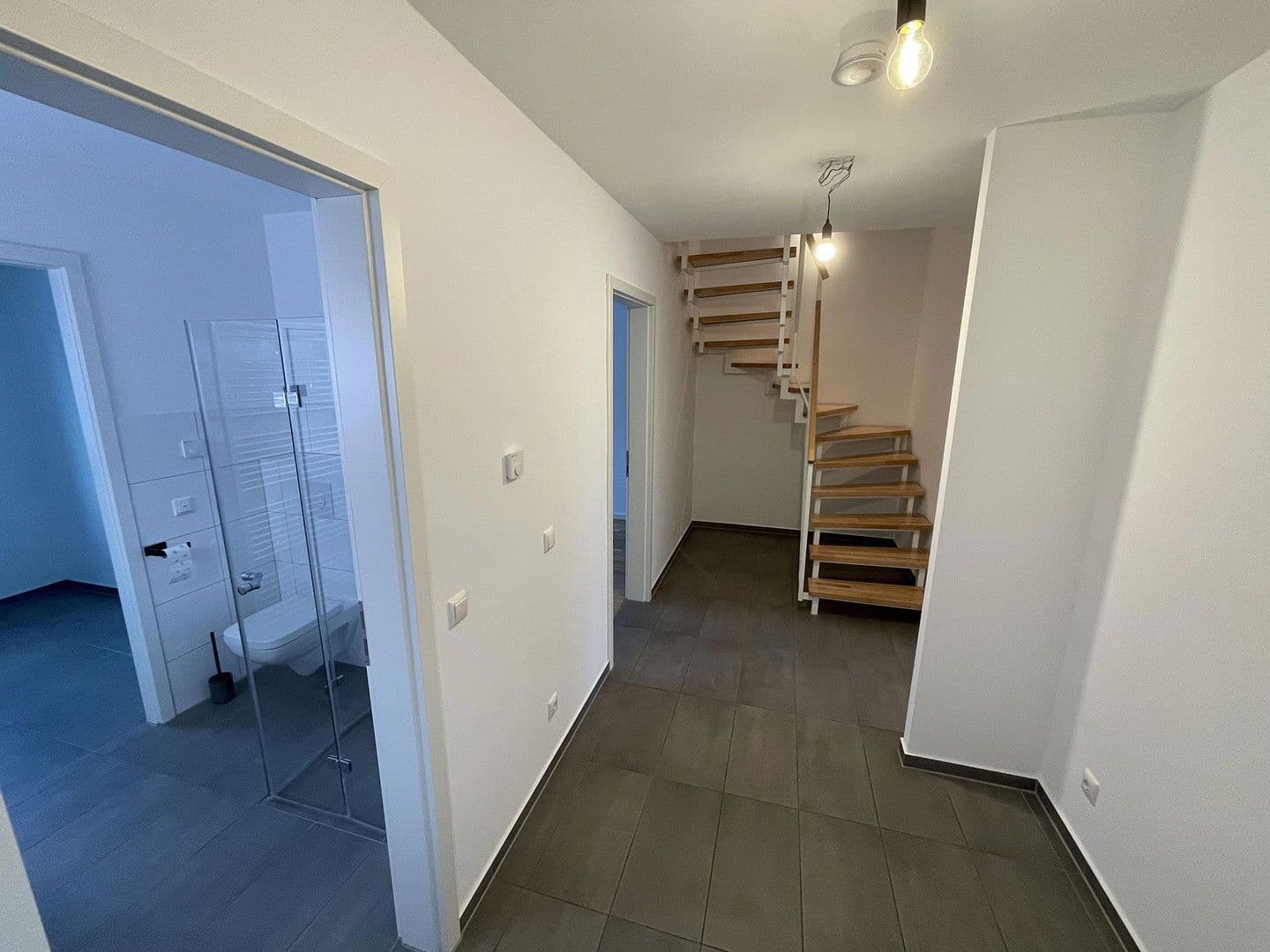 Pronájem domu 140 m², pozemek 400 m², Ottokar-Domma-Weg 9, Schöneiche bei Berlin, Braniborsko Pronájem domu 140 m², pozemek 400 m², Ottokar-Domma-Weg 9, Schöneiche bei Berlin, Braniborsko