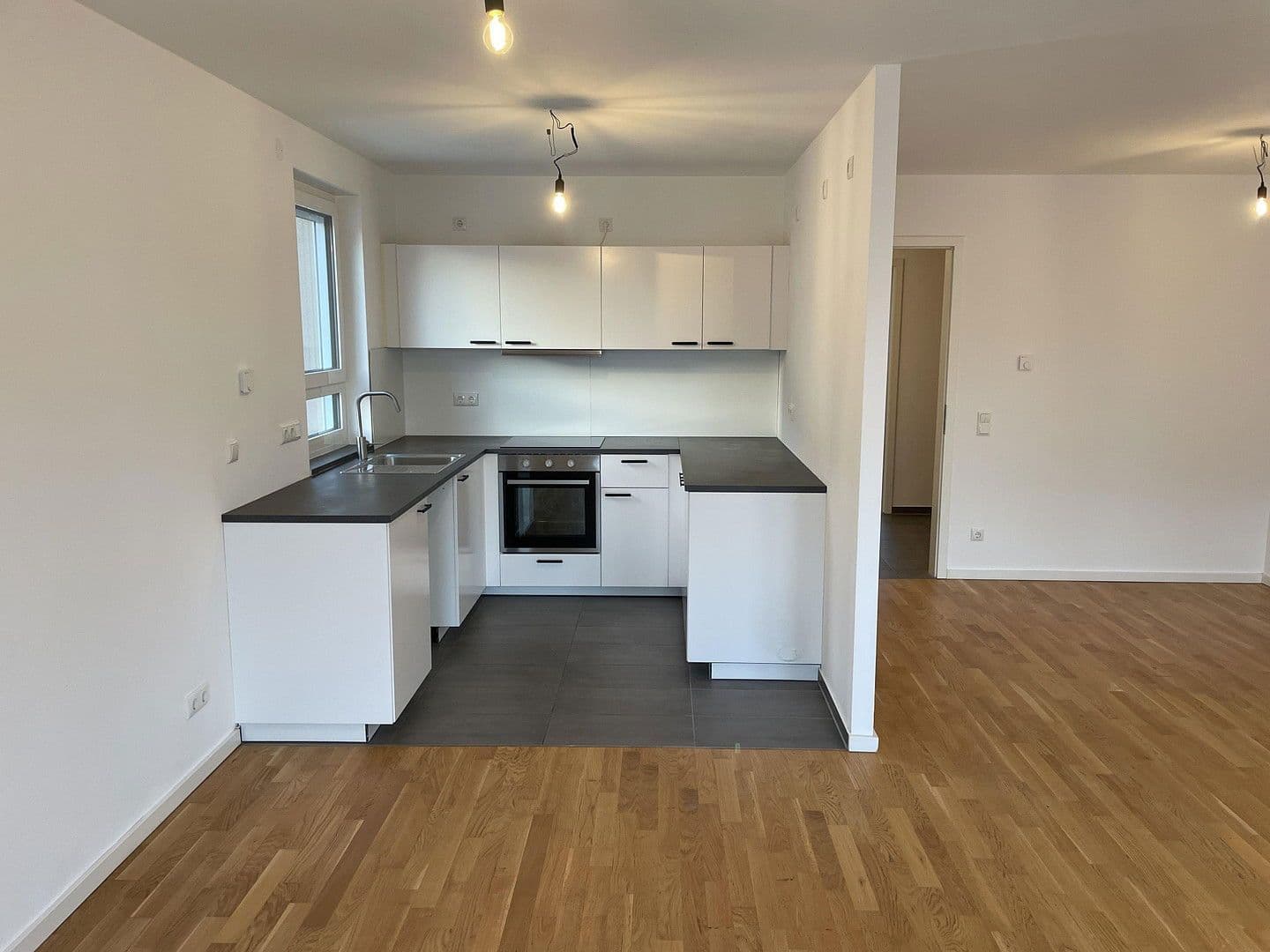Pronájem domu 140 m², pozemek 400 m², Ottokar-Domma-Weg 9, Schöneiche bei Berlin, Braniborsko Pronájem domu 140 m², pozemek 400 m², Ottokar-Domma-Weg 9, Schöneiche bei Berlin, Braniborsko