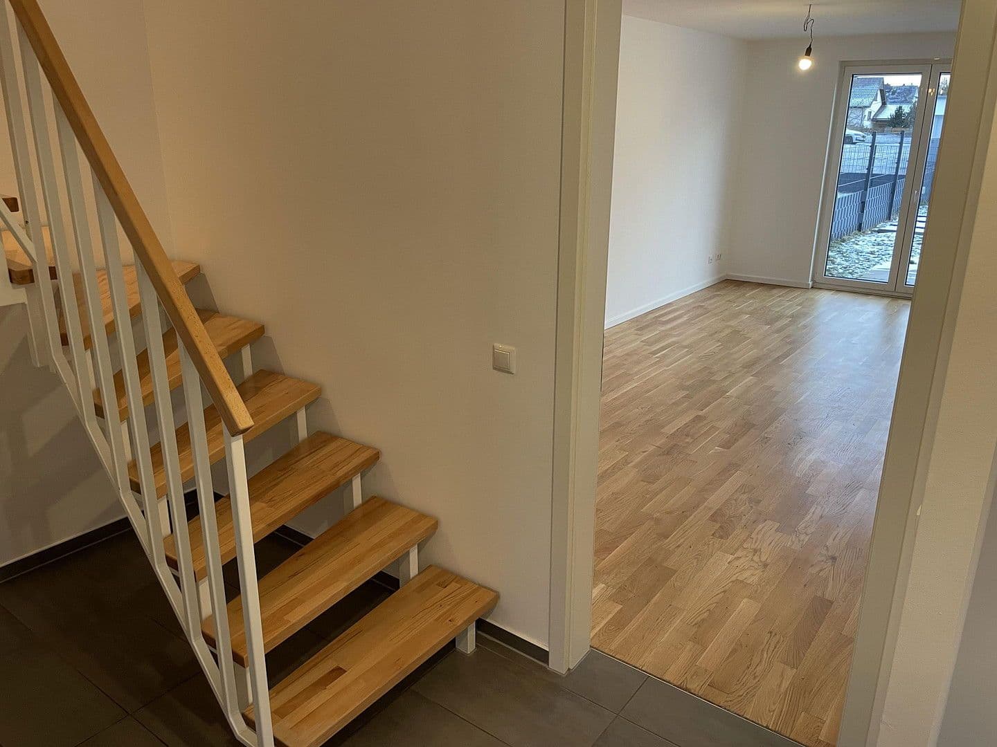 Pronájem domu 140 m², pozemek 400 m², Ottokar-Domma-Weg 9, Schöneiche bei Berlin, Braniborsko Pronájem domu 140 m², pozemek 400 m², Ottokar-Domma-Weg 9, Schöneiche bei Berlin, Braniborsko