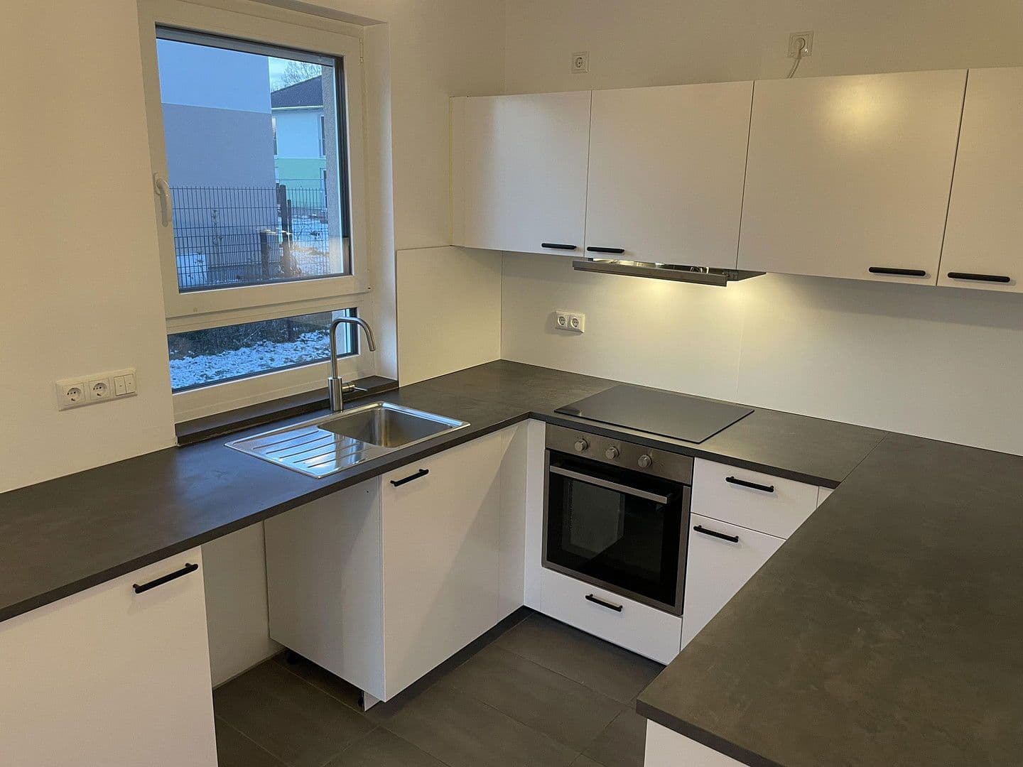 Pronájem domu 140 m², pozemek 400 m², Ottokar-Domma-Weg 9, Schöneiche bei Berlin, Braniborsko Pronájem domu 140 m², pozemek 400 m², Ottokar-Domma-Weg 9, Schöneiche bei Berlin, Braniborsko