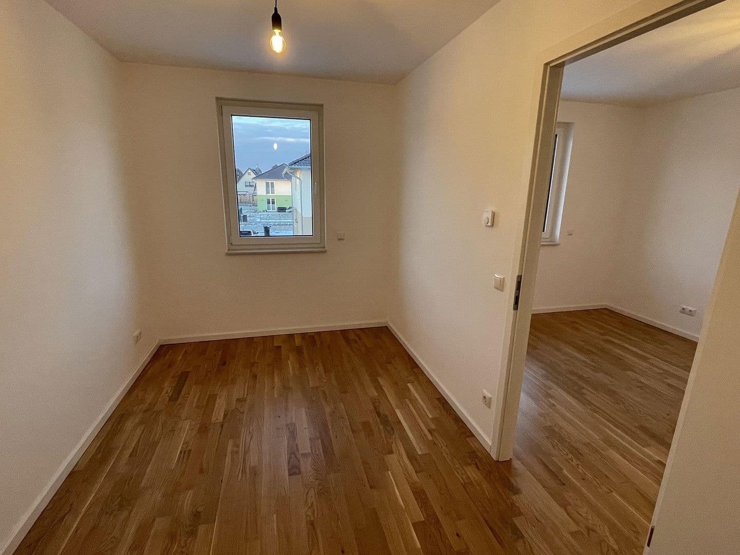Pronájem domu 140 m², pozemek 400 m², Ottokar-Domma-Weg 9, Schöneiche bei Berlin, Braniborsko Pronájem domu 140 m², pozemek 400 m², Ottokar-Domma-Weg 9, Schöneiche bei Berlin, Braniborsko