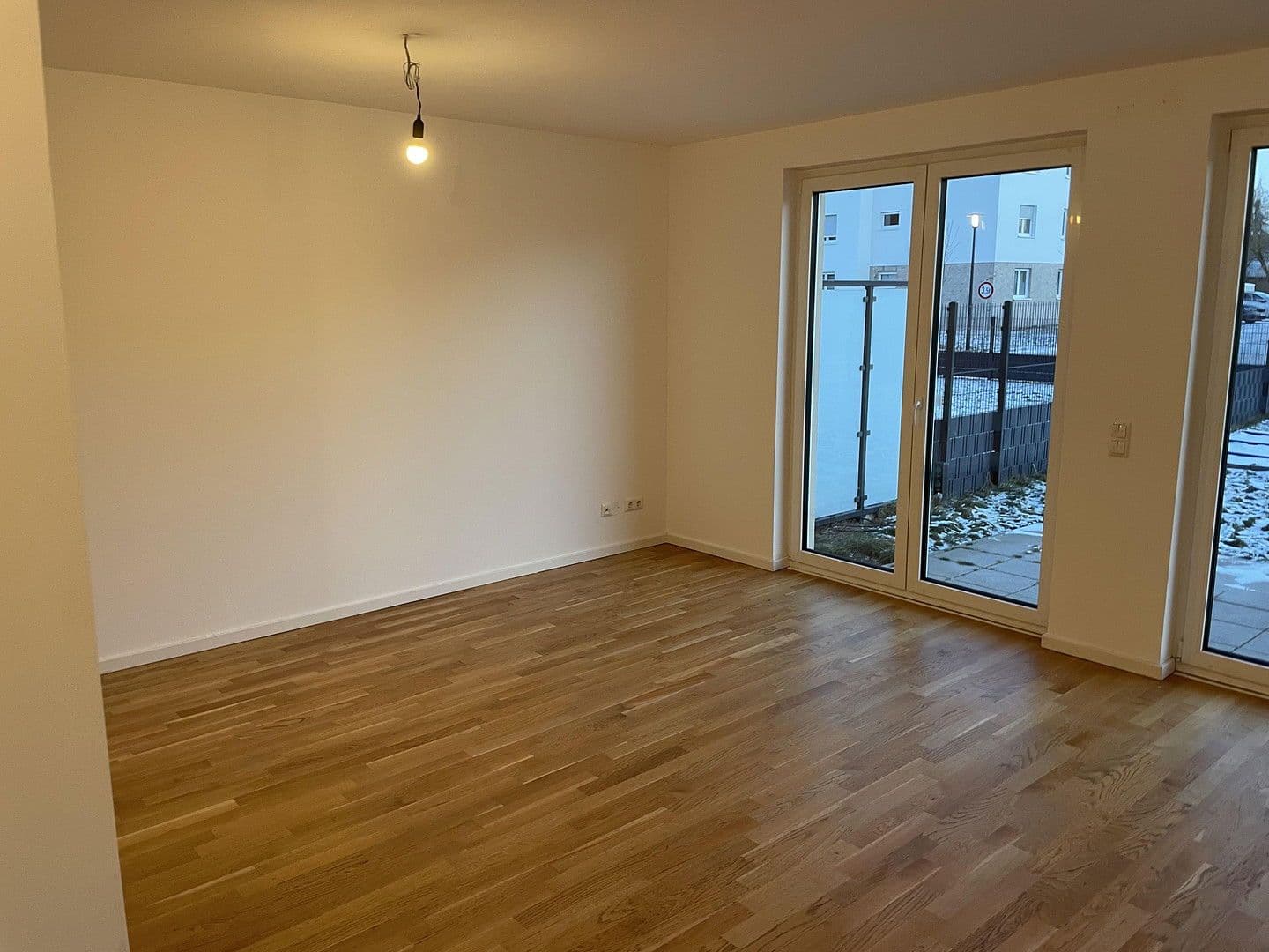 Pronájem domu 140 m², pozemek 400 m², Ottokar-Domma-Weg 9, Schöneiche bei Berlin, Braniborsko Pronájem domu 140 m², pozemek 400 m², Ottokar-Domma-Weg 9, Schöneiche bei Berlin, Braniborsko