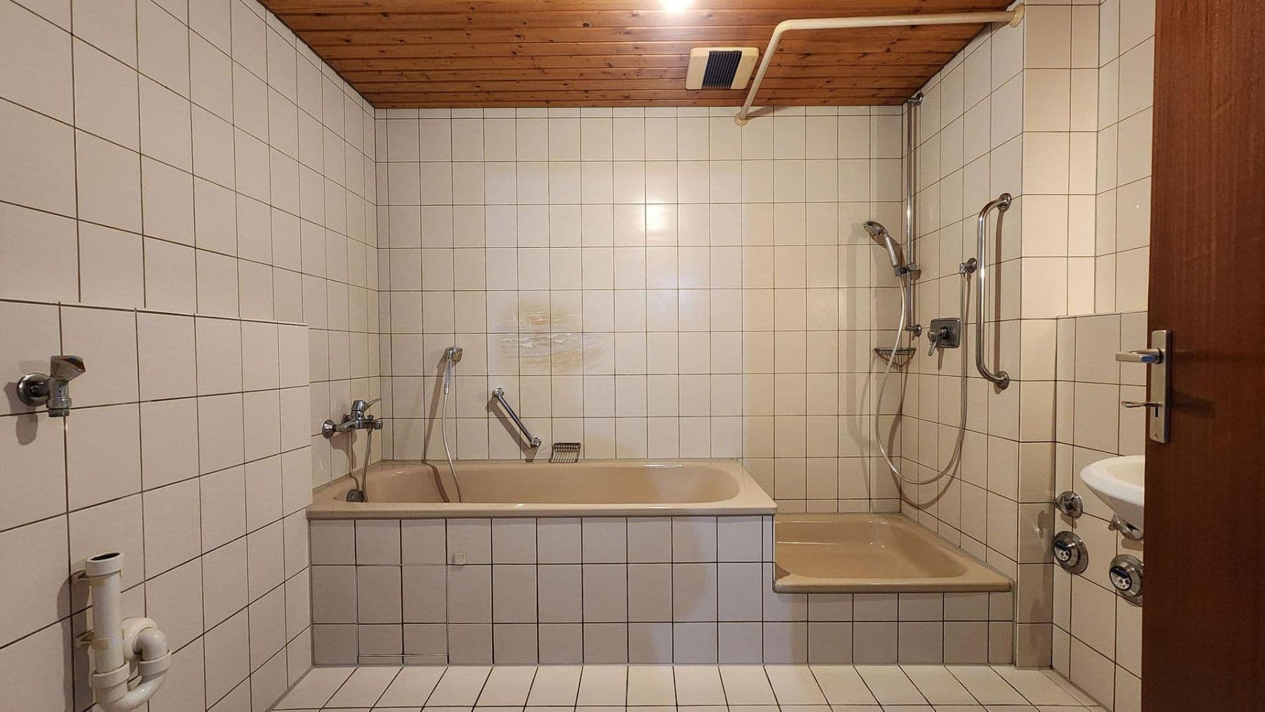 Prodej bytu 3+1 78 m², Geislingerstraße 51, Leonberg, Bádensko-Württembersko Prodej bytu 3+1 78 m², Geislingerstraße 51, Leonberg, Bádensko-Württembersko