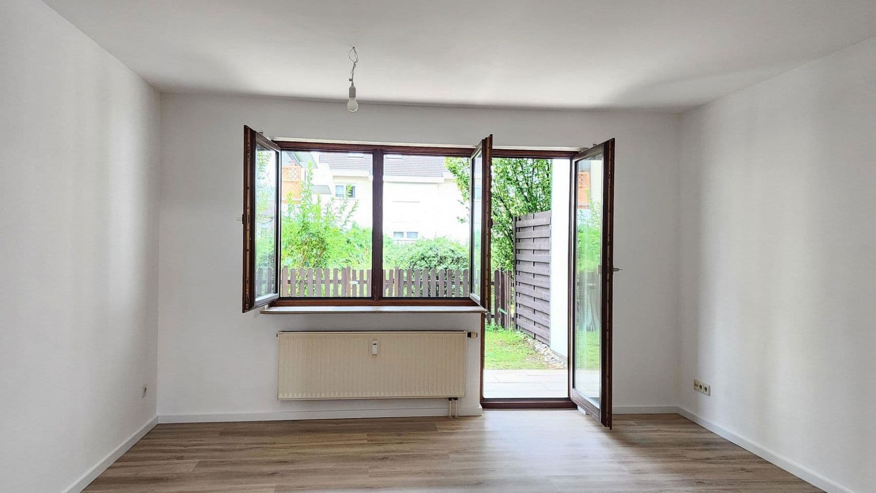 Prodej bytu 3+1 78 m², Geislingerstraße 51, Leonberg, Bádensko-Württembersko Prodej bytu 3+1 78 m², Geislingerstraße 51, Leonberg, Bádensko-Württembersko