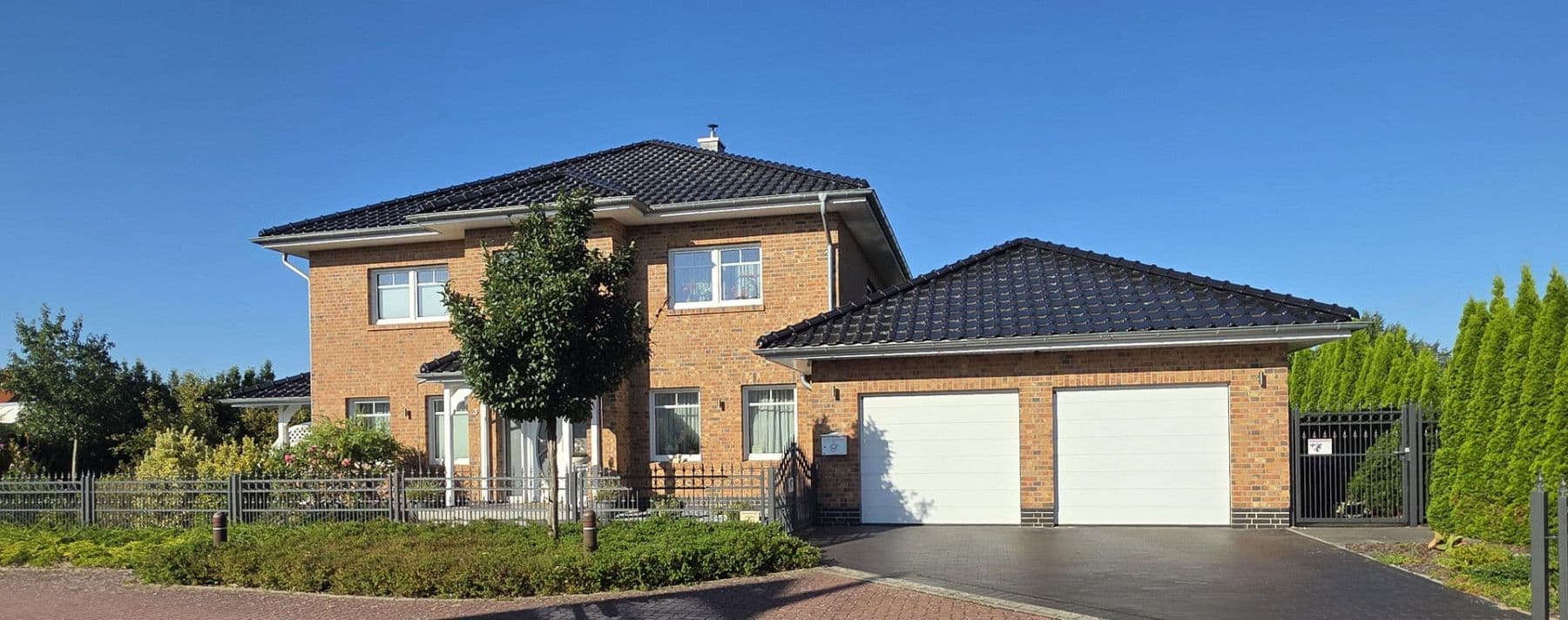 Prodej domu 265 m², pozemek 1.040 m², Riede, Dolní Sasko Prodej domu 265 m², pozemek 1.040 m², Riede, Dolní Sasko