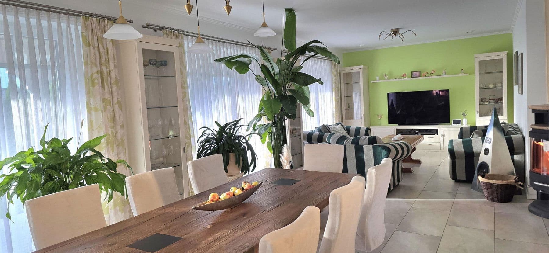 Prodej domu 265 m², pozemek 1.040 m², Riede, Dolní Sasko Prodej domu 265 m², pozemek 1.040 m², Riede, Dolní Sasko