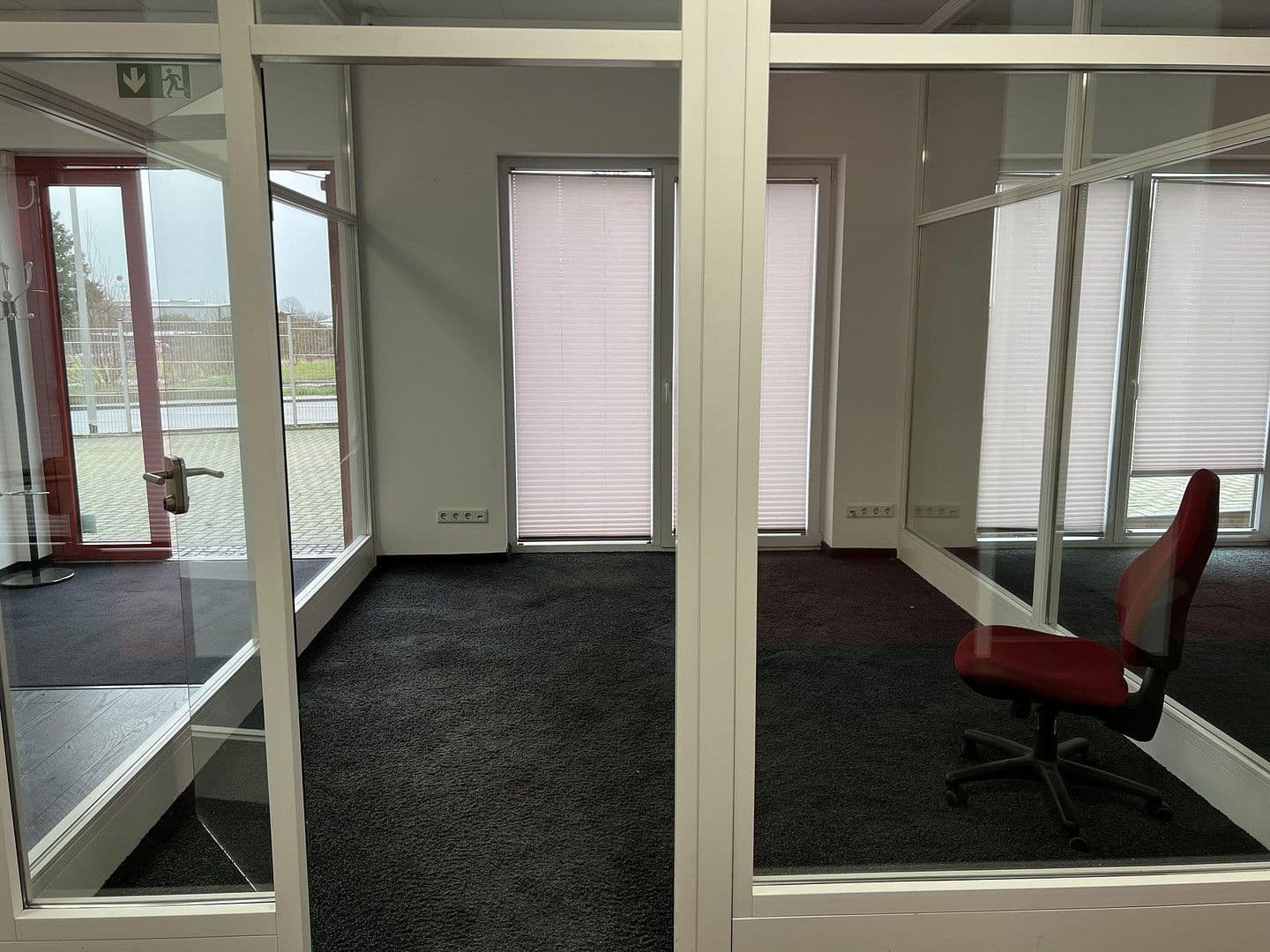 Pronájem kanceláře 218 m², Lübbecke, Severní Porýní-Vestfálsko Pronájem kanceláře 218 m², Lübbecke, Severní Porýní-Vestfálsko