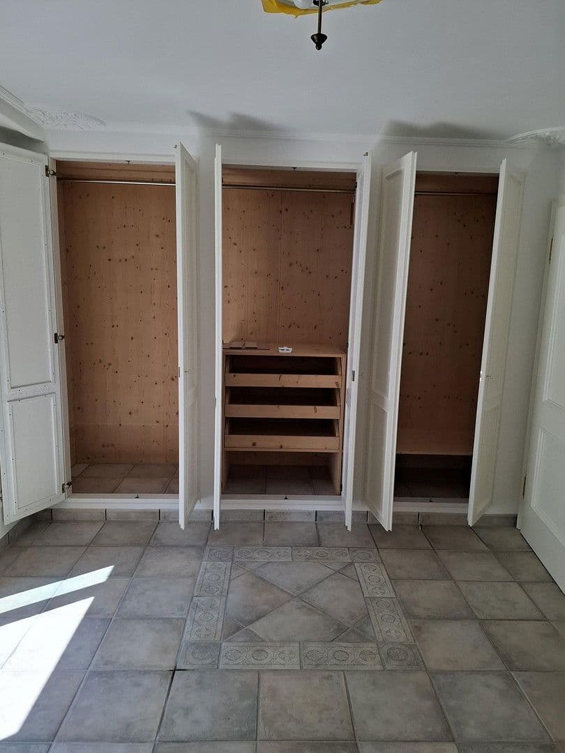 Pronájem bytu 2+1 75 m², Wimsheim, Bádensko-Württembersko Pronájem bytu 2+1 75 m², Wimsheim, Bádensko-Württembersko