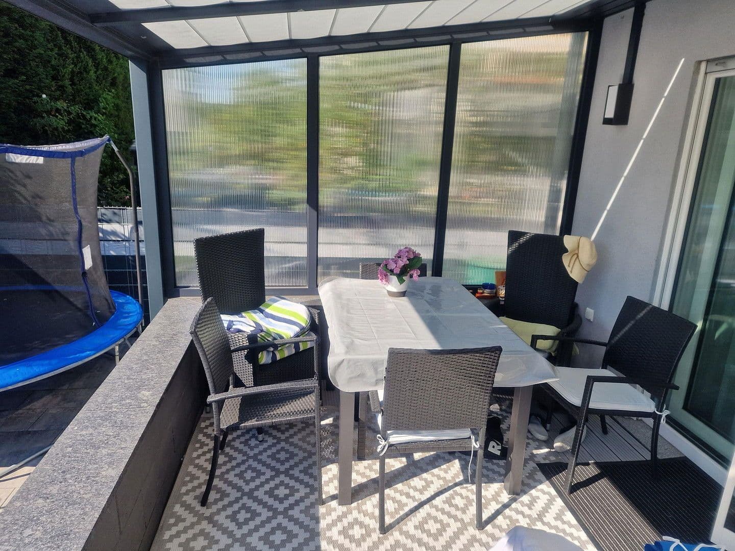 Prodej domu 233 m², pozemek 369 m², Andernach, Porýní-Falc Prodej domu 233 m², pozemek 369 m², Andernach, Porýní-Falc