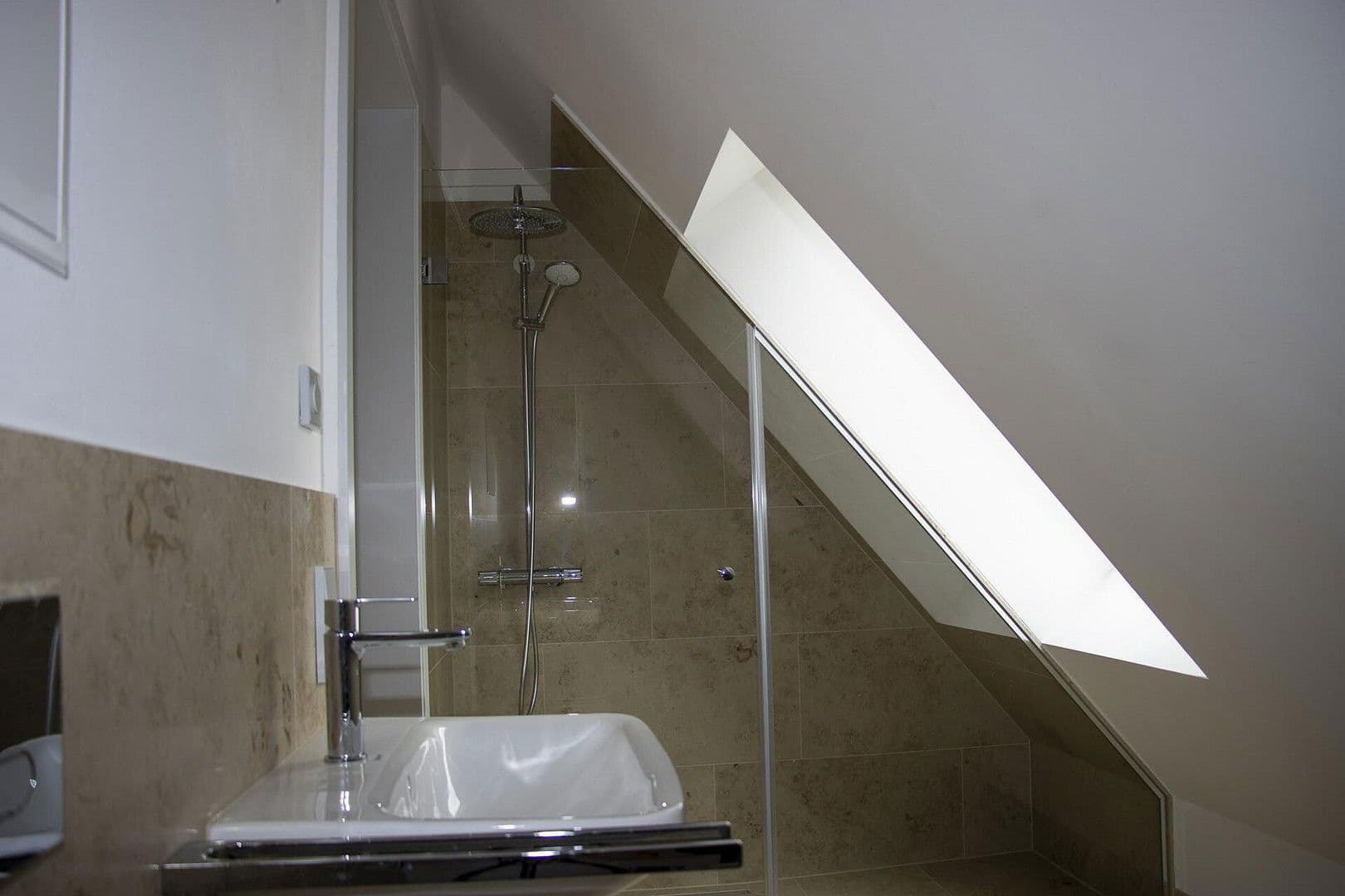 Pronájem bytu 3+1 87 m², Berliner Str. 27, Buckow, Braniborsko Pronájem bytu 3+1 87 m², Berliner Str. 27, Buckow, Braniborsko