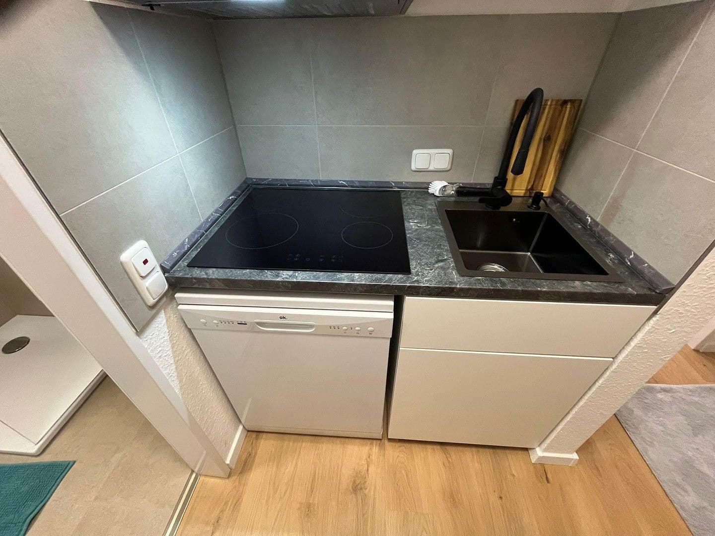 Pronájem bytu 1+1 24 m², Borngasse 33-35, Cáchy, Severní Porýní-Vestfálsko Pronájem bytu 1+1 24 m², Borngasse 33-35, Cáchy, Severní Porýní-Vestfálsko