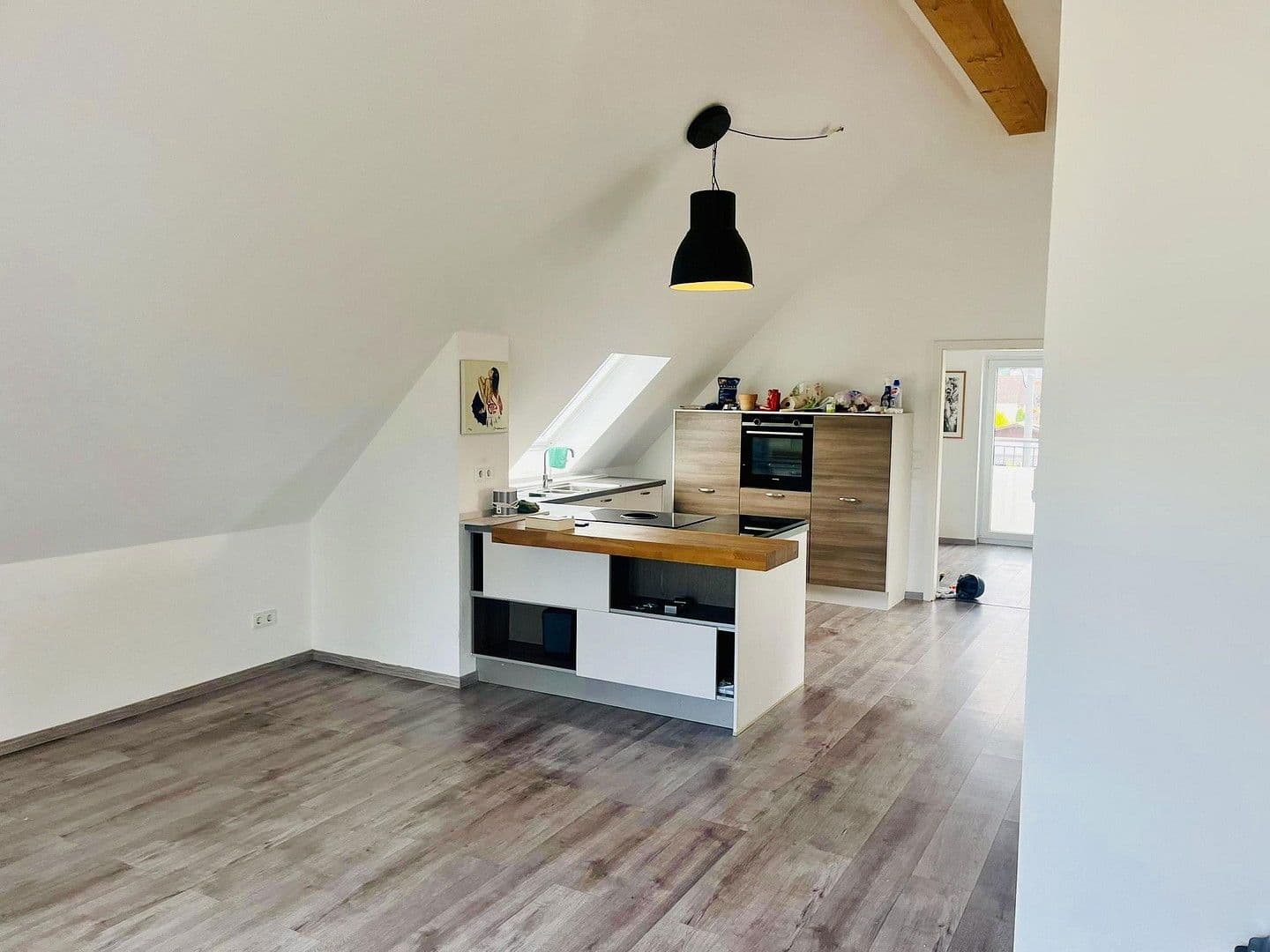 Pronájem bytu 3+1 110 m², Gwinnerstraße 35, Frankfurt am Main, Hessen Pronájem bytu 3+1 110 m², Gwinnerstraße 35, Frankfurt am Main, Hessen