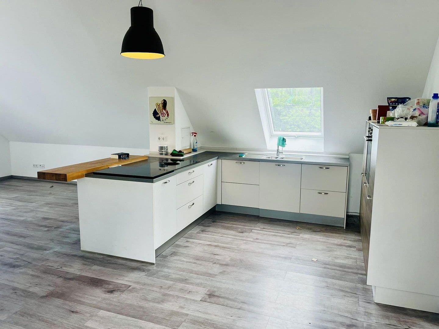 Pronájem bytu 3+1 110 m², Gwinnerstraße 35, Frankfurt am Main, Hessen Pronájem bytu 3+1 110 m², Gwinnerstraße 35, Frankfurt am Main, Hessen