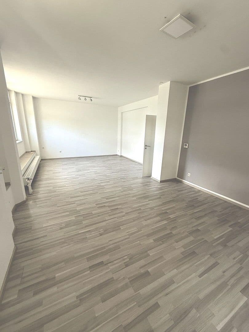 Pronájem bytu 2+1 79 m², Gothestraße 18, Sankt Augustin, Severní Porýní-Vestfálsko Pronájem bytu 2+1 79 m², Gothestraße 18, Sankt Augustin, Severní Porýní-Vestfálsko