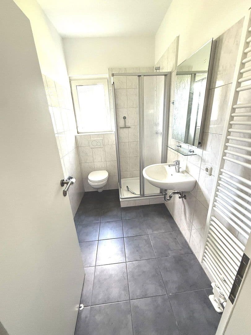 Pronájem bytu 2+1 79 m², Gothestraße 18, Sankt Augustin, Severní Porýní-Vestfálsko Pronájem bytu 2+1 79 m², Gothestraße 18, Sankt Augustin, Severní Porýní-Vestfálsko