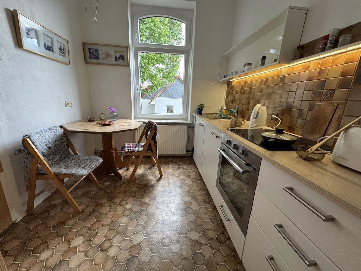 Prodej domu 300 m², pozemek 1.752 m², Ronnenberg, Dolní Sasko Prodej domu 300 m², pozemek 1.752 m², Ronnenberg, Dolní Sasko