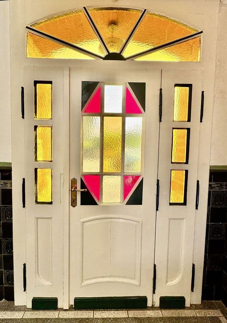 Prodej domu 300 m², pozemek 1.752 m², Ronnenberg, Dolní Sasko Prodej domu 300 m², pozemek 1.752 m², Ronnenberg, Dolní Sasko