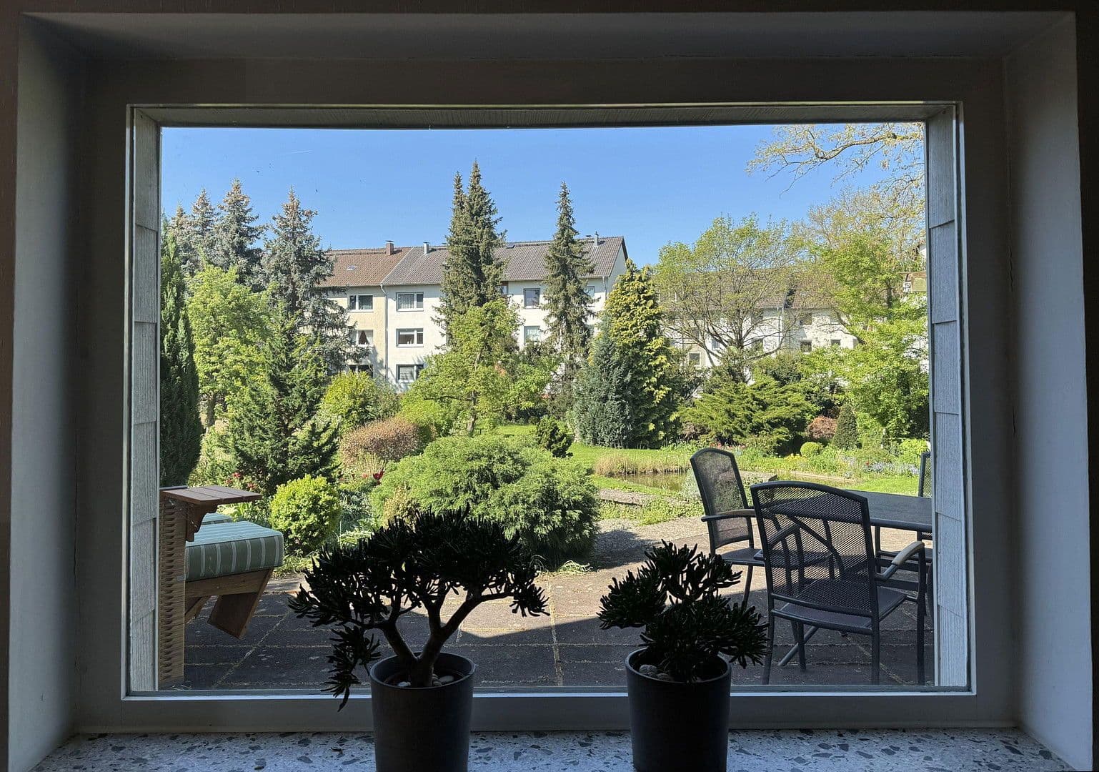 Prodej domu 300 m², pozemek 1.752 m², Ronnenberg, Dolní Sasko Prodej domu 300 m², pozemek 1.752 m², Ronnenberg, Dolní Sasko