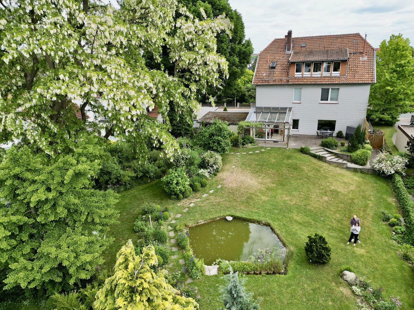 Prodej domu 300 m², pozemek 1.752 m², Ronnenberg, Dolní Sasko Prodej domu 300 m², pozemek 1.752 m², Ronnenberg, Dolní Sasko