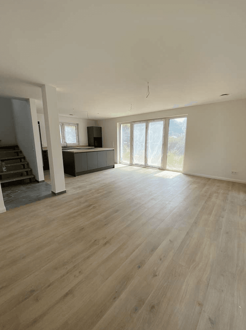 Prodej domu 137 m², pozemek 225 m², Meiendorfer Mühlenweg 122a, Hamburg, Hamburg Prodej domu 137 m², pozemek 225 m², Meiendorfer Mühlenweg 122a, Hamburg, Hamburg