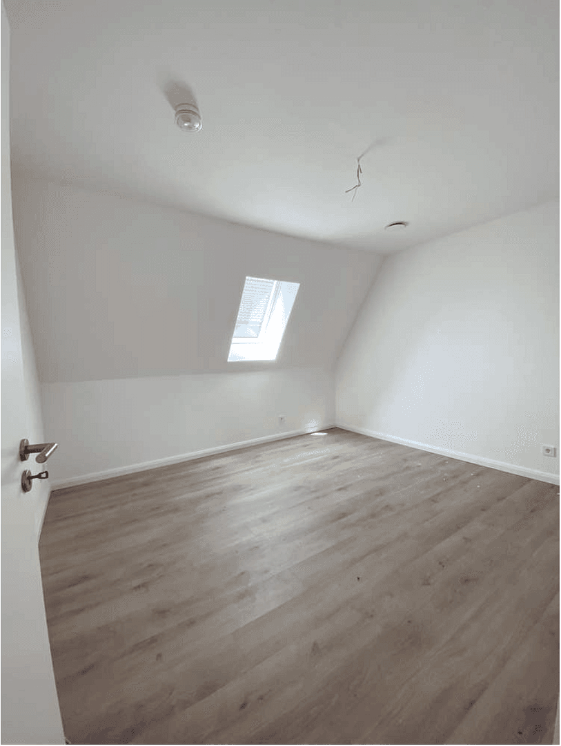 Prodej domu 137 m², pozemek 225 m², Meiendorfer Mühlenweg 122a, Hamburg, Hamburg Prodej domu 137 m², pozemek 225 m², Meiendorfer Mühlenweg 122a, Hamburg, Hamburg