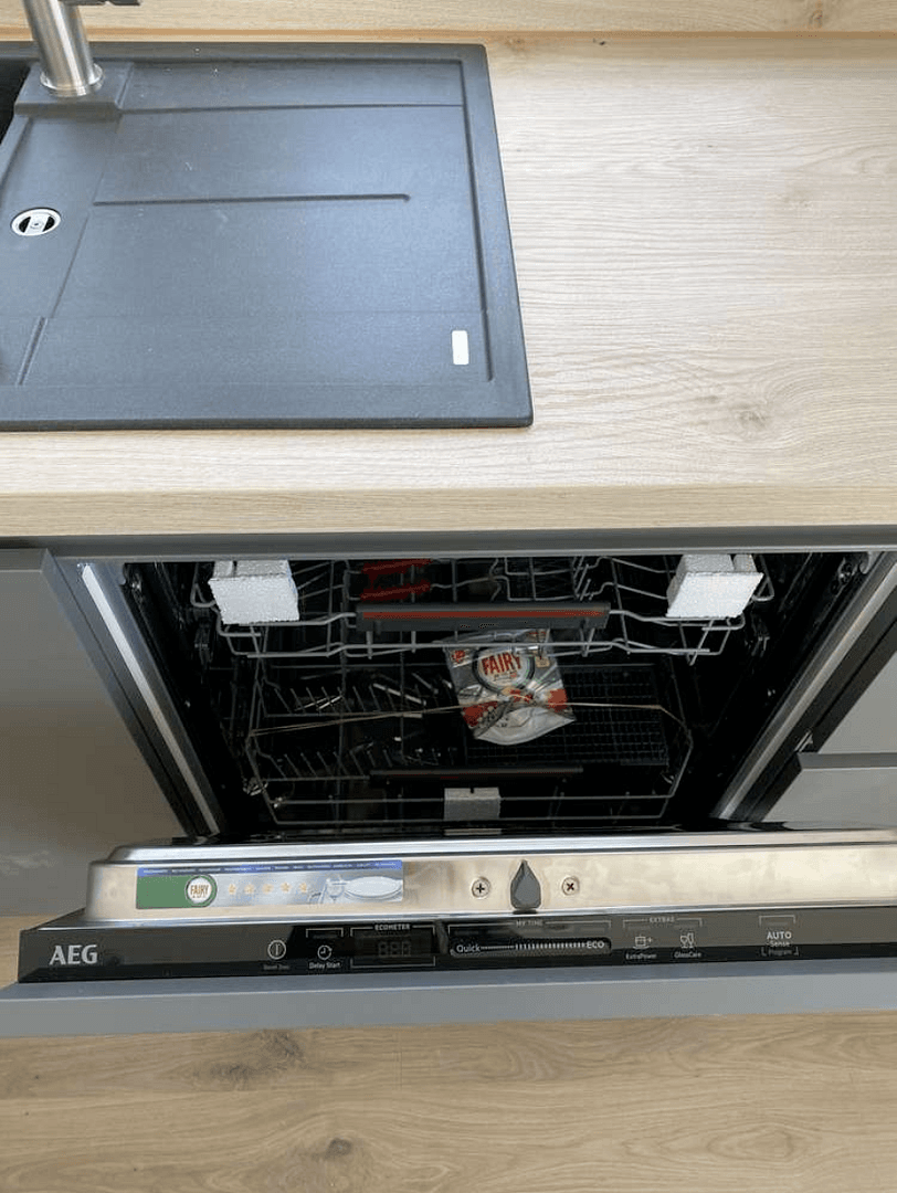 Prodej domu 137 m², pozemek 225 m², Meiendorfer Mühlenweg 122a, Hamburg, Hamburg Prodej domu 137 m², pozemek 225 m², Meiendorfer Mühlenweg 122a, Hamburg, Hamburg