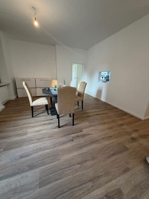 Prodej bytu 5+1 120 m², Am Silberberg, Mauer, Bádensko-Württembersko Prodej bytu 5+1 120 m², Am Silberberg, Mauer, Bádensko-Württembersko