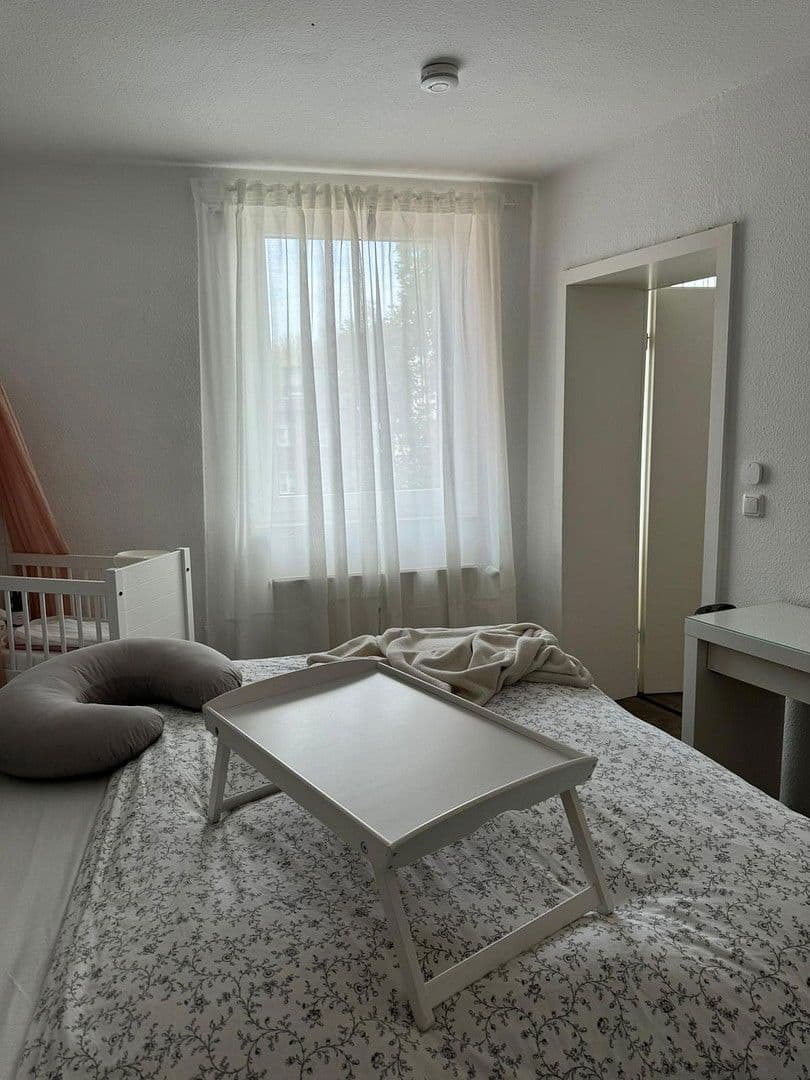 Pronájem bytu 3+1 77 m², Postweg 29, Oberhausen, Severní Porýní-Vestfálsko Pronájem bytu 3+1 77 m², Postweg 29, Oberhausen, Severní Porýní-Vestfálsko