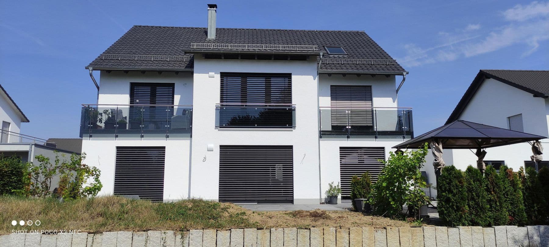 Prodej domu 247 m², pozemek 553 m², Rosengarten, Bádensko-Württembersko Prodej domu 247 m², pozemek 553 m², Rosengarten, Bádensko-Württembersko