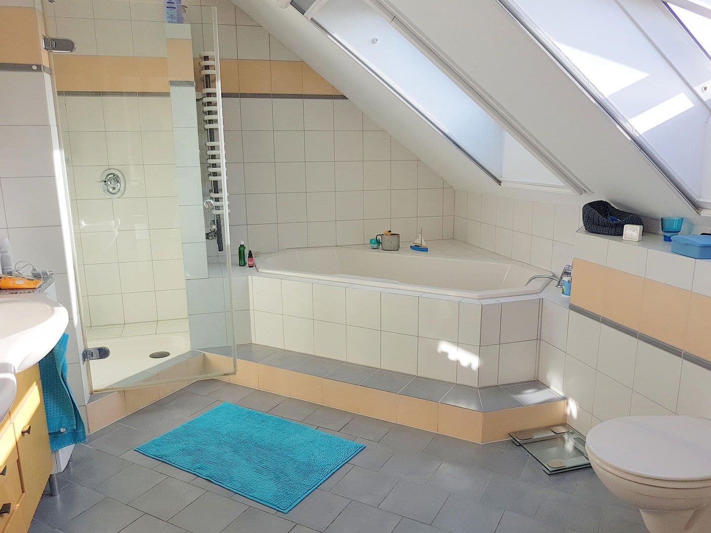 Pronájem domu 259 m², pozemek 1.800 m², Wimsheim, Bádensko-Württembersko Pronájem domu 259 m², pozemek 1.800 m², Wimsheim, Bádensko-Württembersko