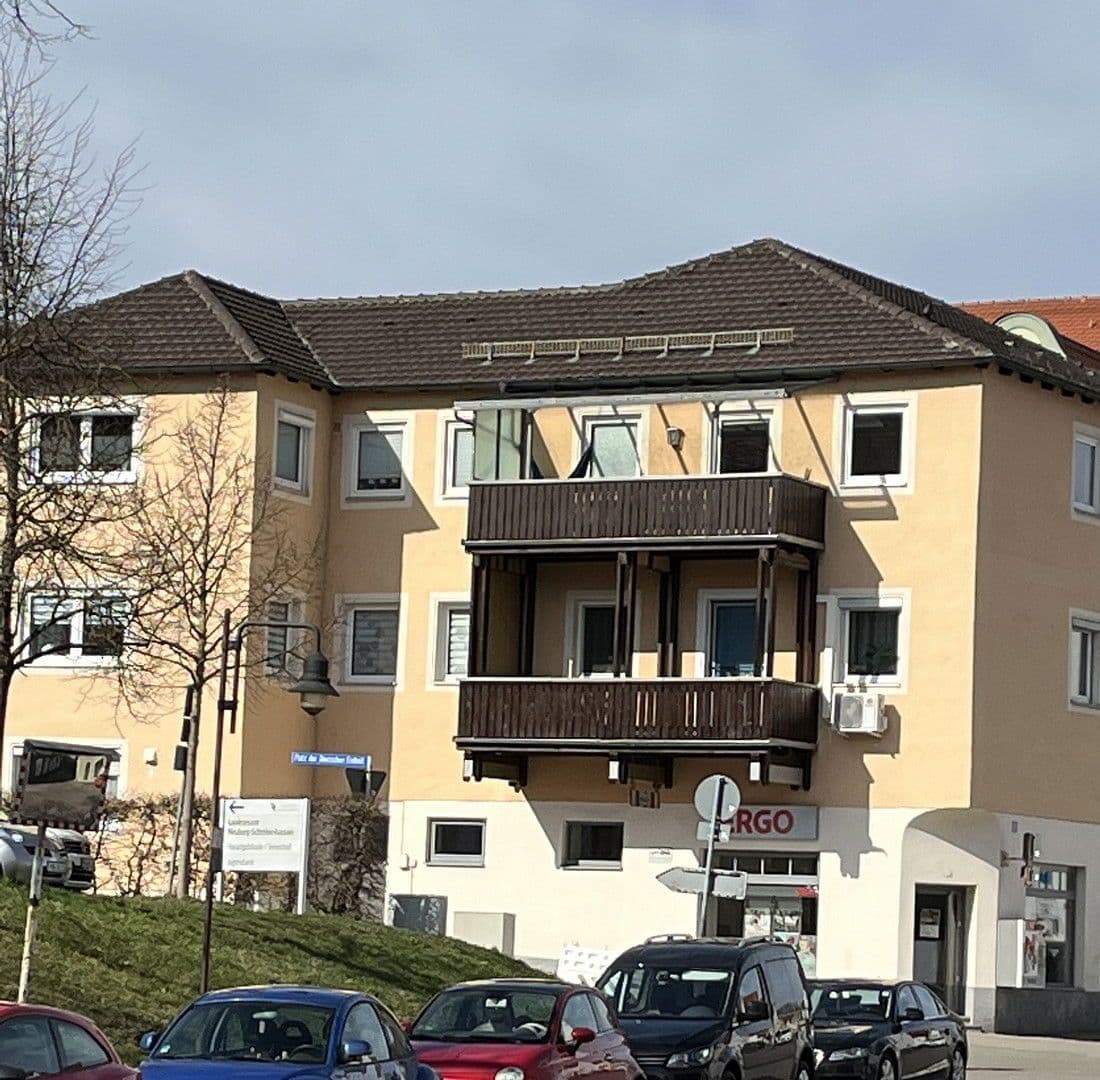 Pronájem bytu 3+1 80 m², Fünfzehnerstraße 20, Neuburg an der Donau, Bavorsko Pronájem bytu 3+1 80 m², Fünfzehnerstraße 20, Neuburg an der Donau, Bavorsko