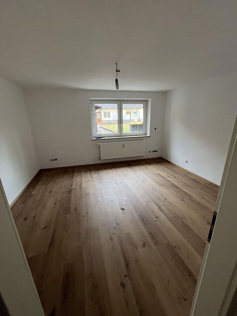 Pronájem bytu 3+1 80 m², Fünfzehnerstraße 20, Neuburg an der Donau, Bavorsko Pronájem bytu 3+1 80 m², Fünfzehnerstraße 20, Neuburg an der Donau, Bavorsko