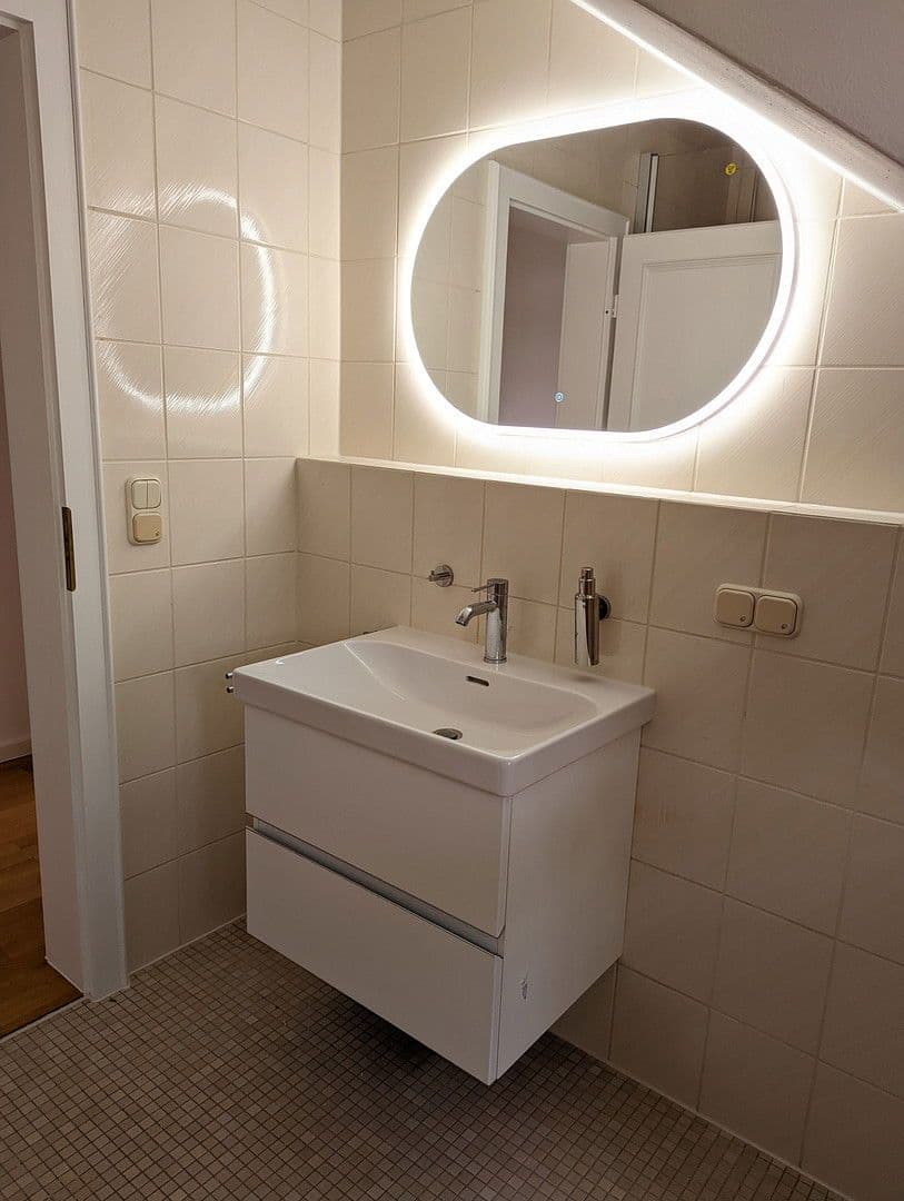 Pronájem bytu 3+kk 102 m², Wörthsee, Bavorsko Pronájem bytu 3+kk 102 m², Wörthsee, Bavorsko