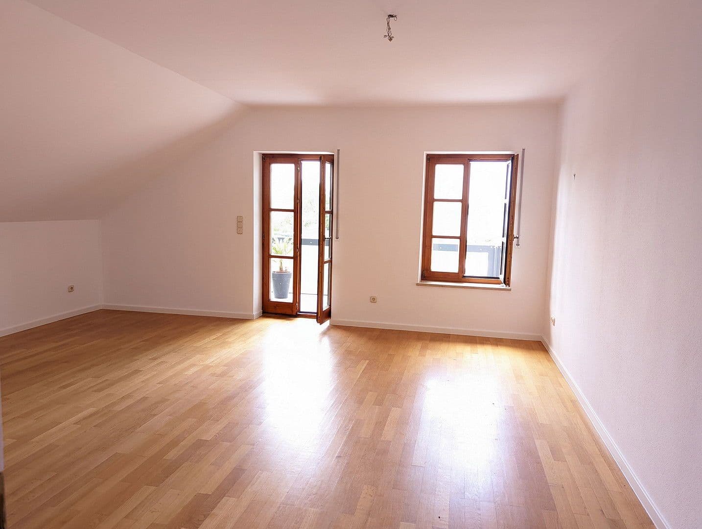 Pronájem bytu 3+kk 102 m², Wörthsee, Bavorsko Pronájem bytu 3+kk 102 m², Wörthsee, Bavorsko