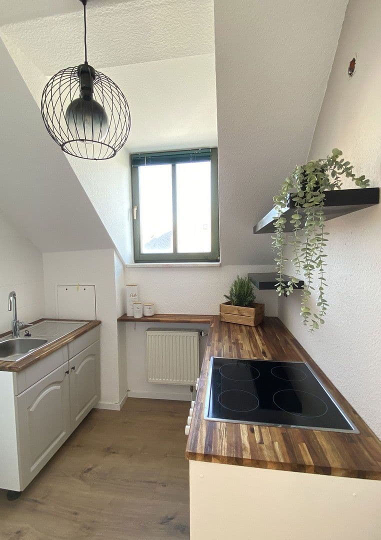 Prodej bytu 2+1 50 m², Chemnitz, Sasko Prodej bytu 2+1 50 m², Chemnitz, Sasko