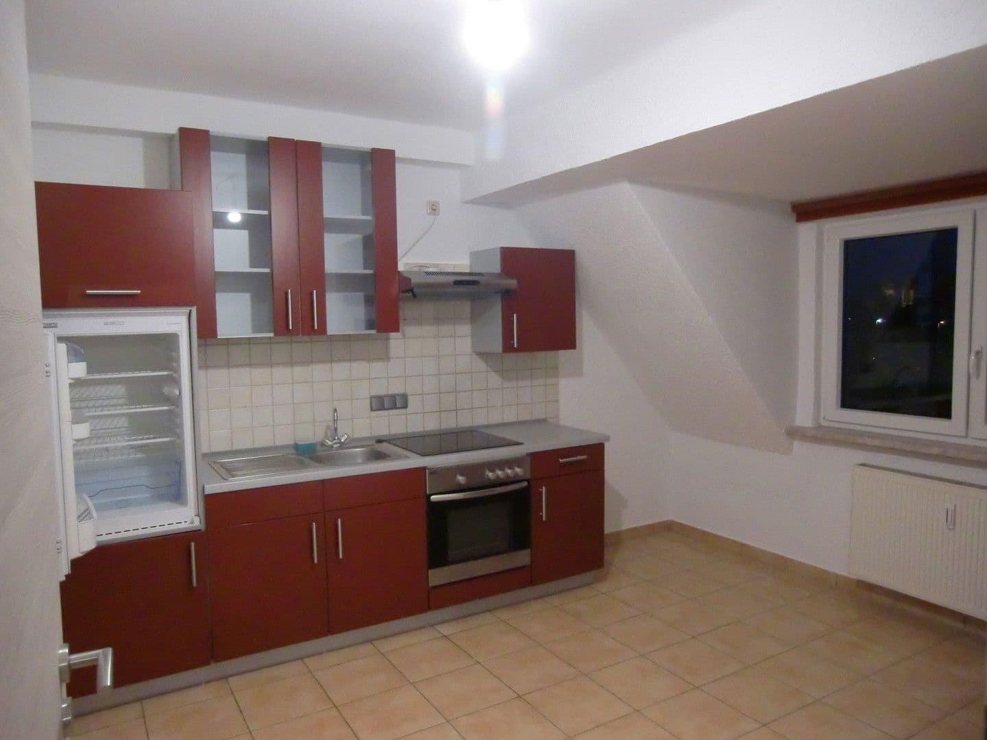 Pronájem bytu 2+1 55 m², Geisenheim, Hessen Pronájem bytu 2+1 55 m², Geisenheim, Hessen