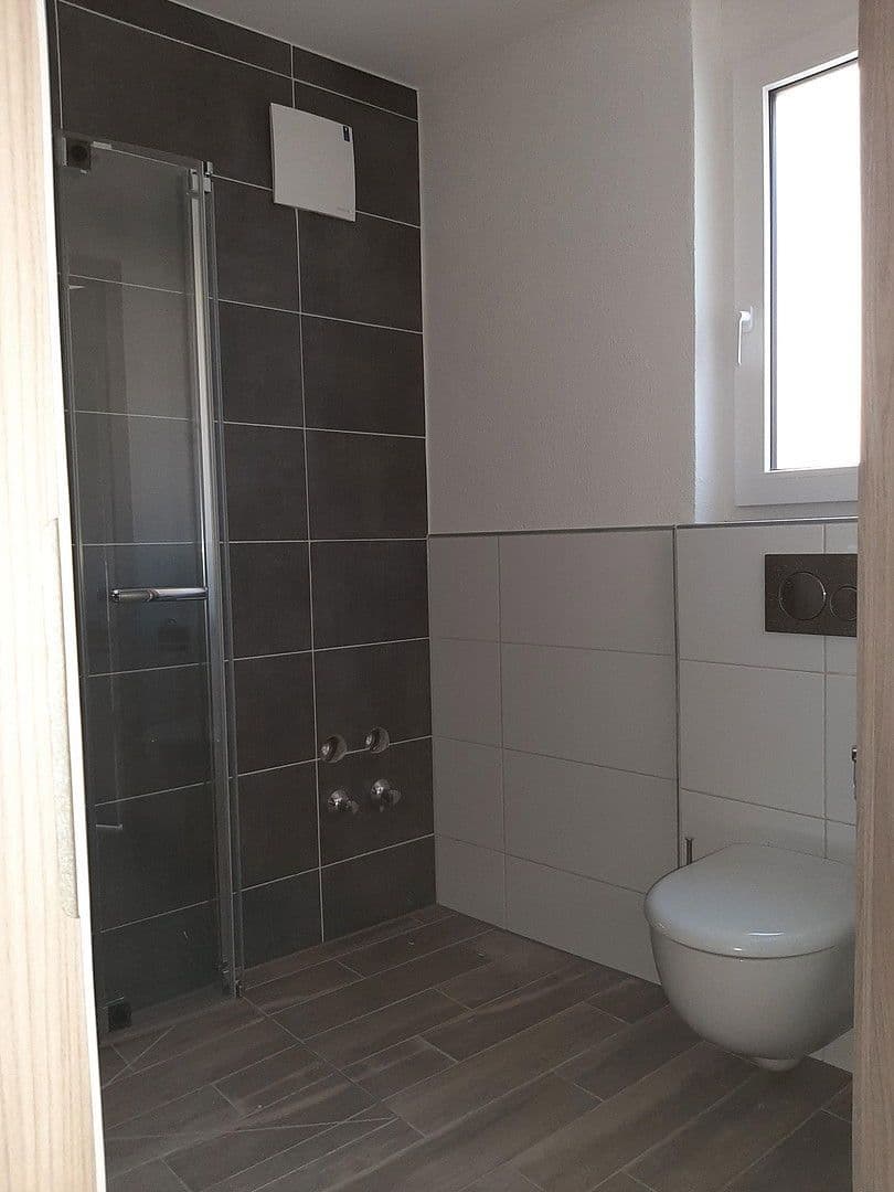 Pronájem bytu 4+1 117 m², Heidelberg, Bádensko-Württembersko Pronájem bytu 4+1 117 m², Heidelberg, Bádensko-Württembersko