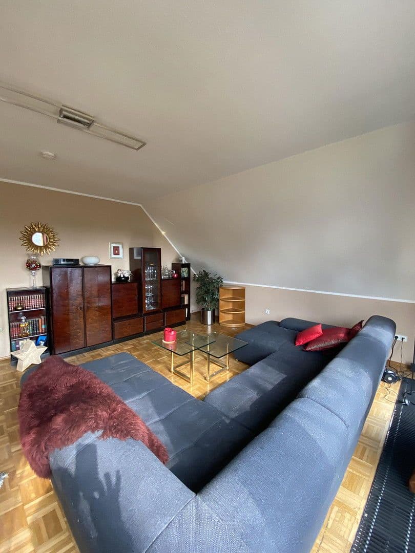 Pronájem bytu 3+1 88 m², Monheim am Rhein, Severní Porýní-Vestfálsko Pronájem bytu 3+1 88 m², Monheim am Rhein, Severní Porýní-Vestfálsko