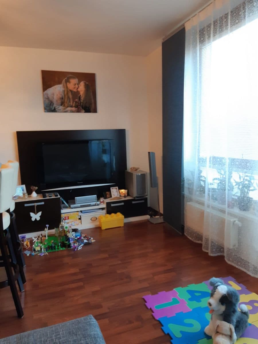 Pronájem bytu 2+kk 54 m², Laudonova, Praha, Praha Pronájem bytu 2+kk 54 m², Laudonova, Praha, Praha