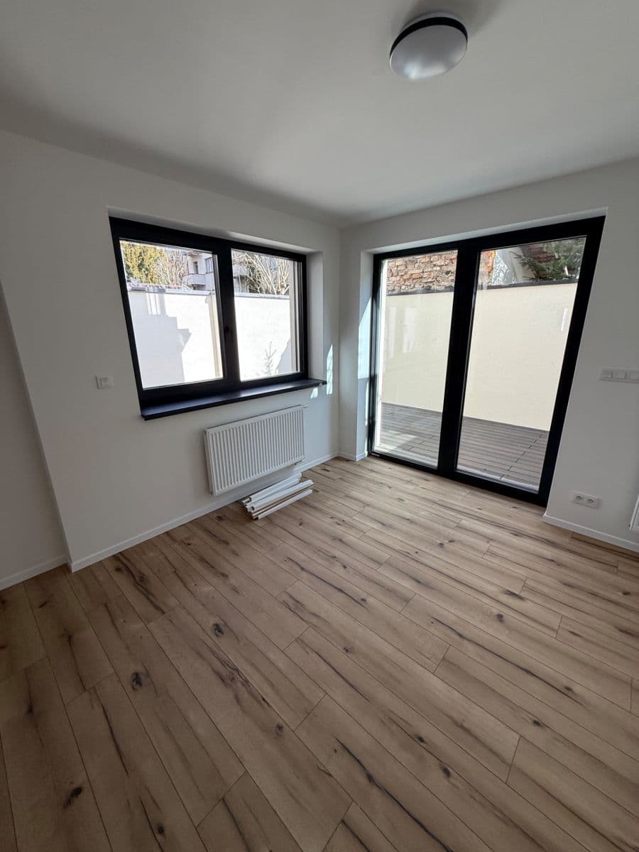 Pronájem bytu 2+kk 50 m², Blatného, Brno, Jihomoravský kraj Pronájem bytu 2+kk 50 m², Blatného, Brno, Jihomoravský kraj